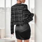 Damen Elegante Tweed-Jacke mit goldenen Knöpfen und femininer Silhouette R&B