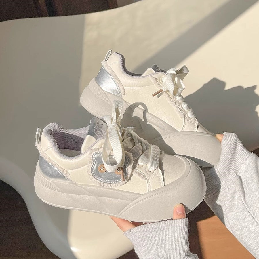 Damen Trendige Sneakers mit einzigartigem Blumen-Detail