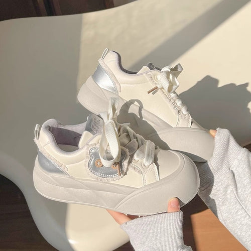 Damen Trendige Sneakers mit einzigartigem Blumen-Detail R&B
