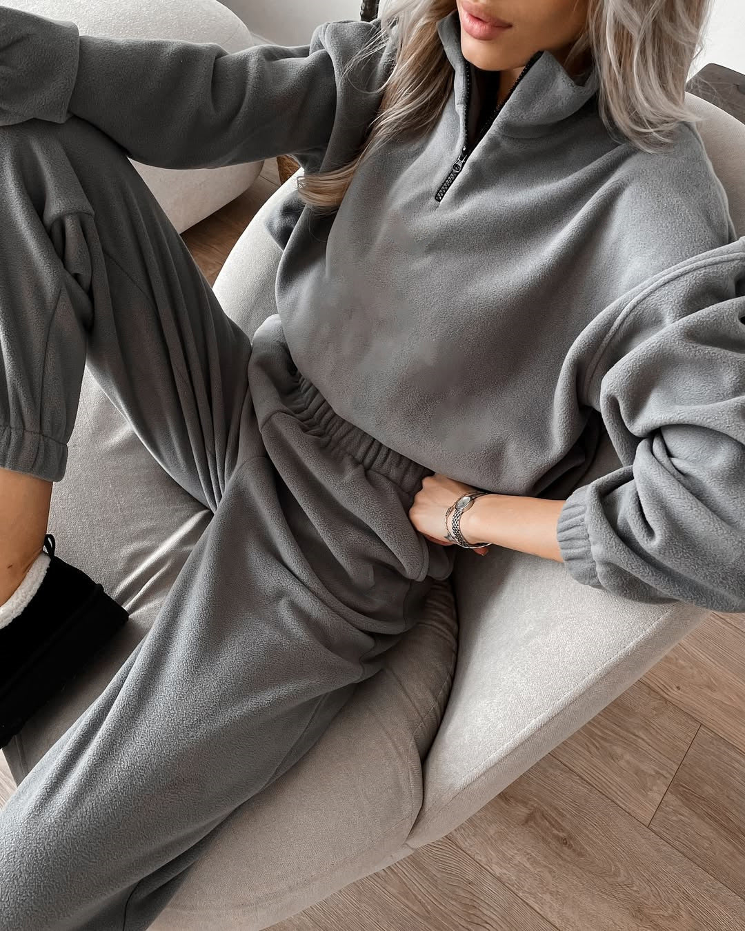 Damen gemütlicher Fleece-Jogginganzug mit hohem Kragen und Kängurutaschen