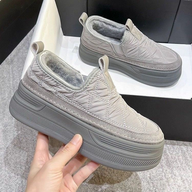 Damen Komfortable Slip-On Sneakers mit dämpfender Sohle und wärmendem Innenfutter R&B