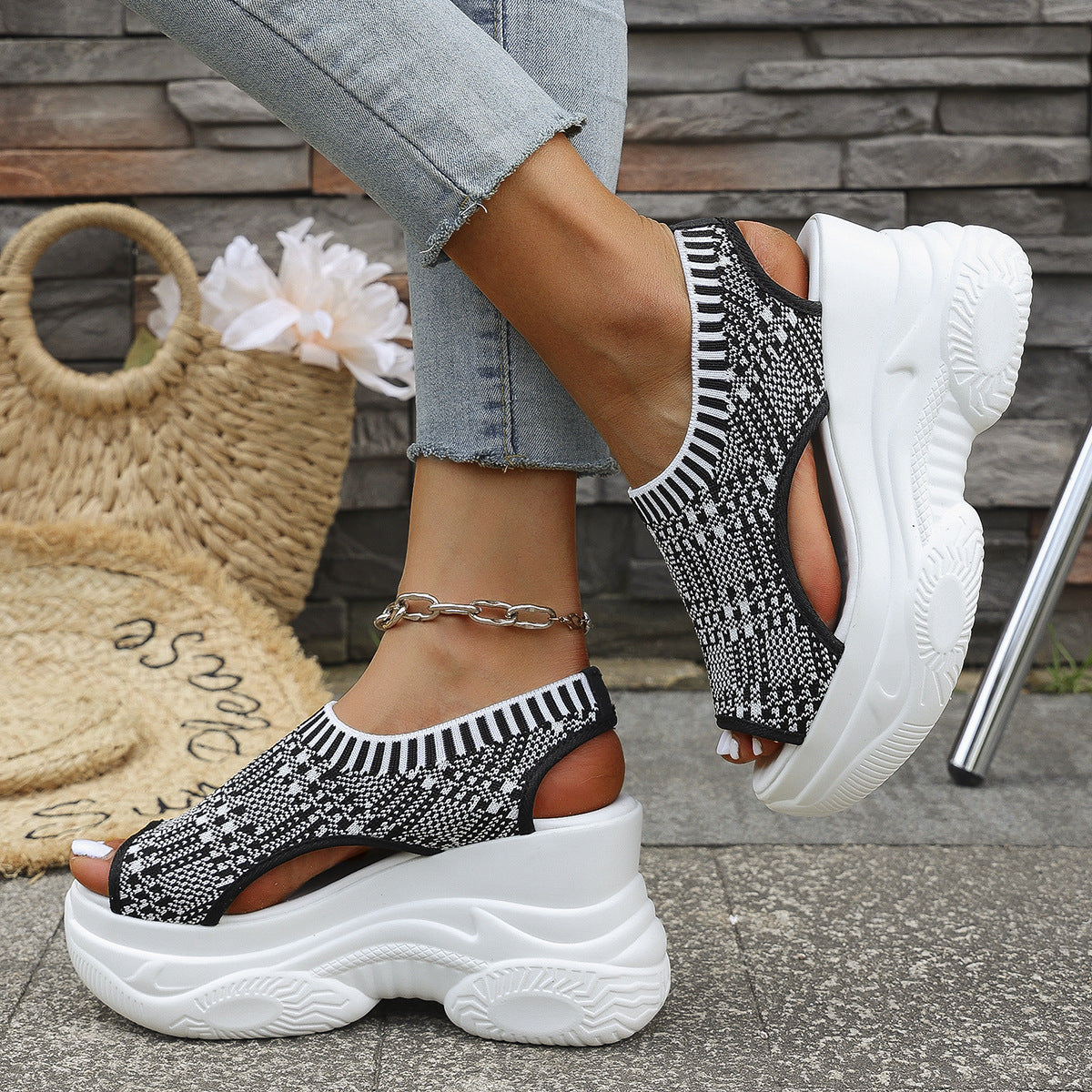 Damen Wedge-Sneaker mit schnittigem Design und atmungsaktivem Obermaterial R&B
