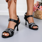 Damen elegante Sandaletten mit Herz-Detail R&B
