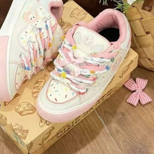 Damen Sneakers mit verspielten bunten Applikationen und komfortabler Dämpfung R&B