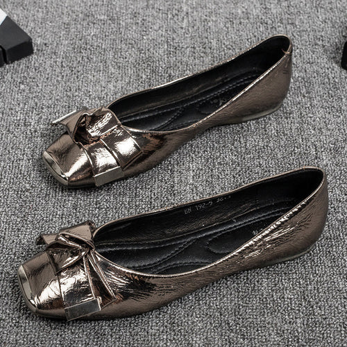 Damen Ballerinas mit elegantem Schleifenakzent und glänzender Lackoberfläche R&B