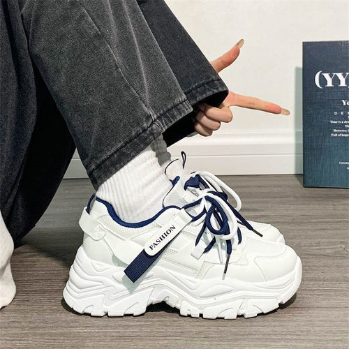 Damen Chunky Sneaker mit rutschfester Sohle und modischen Details R&B