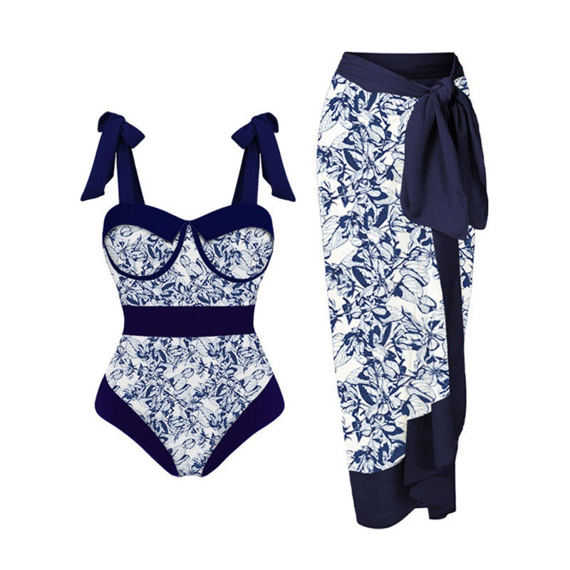 Damen Bikini-Set mit floralem Design und elegantem Überrock R&B
