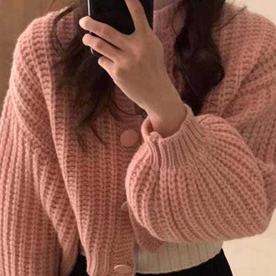 Damen Grobstrickcardigan mit voluminösen Ärmeln und großen Knöpfen R&B