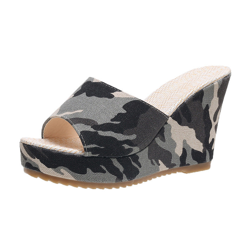 Damen Wedge-Sandalen mit floralem Muster und bequemer Fußbettgestaltung R&B