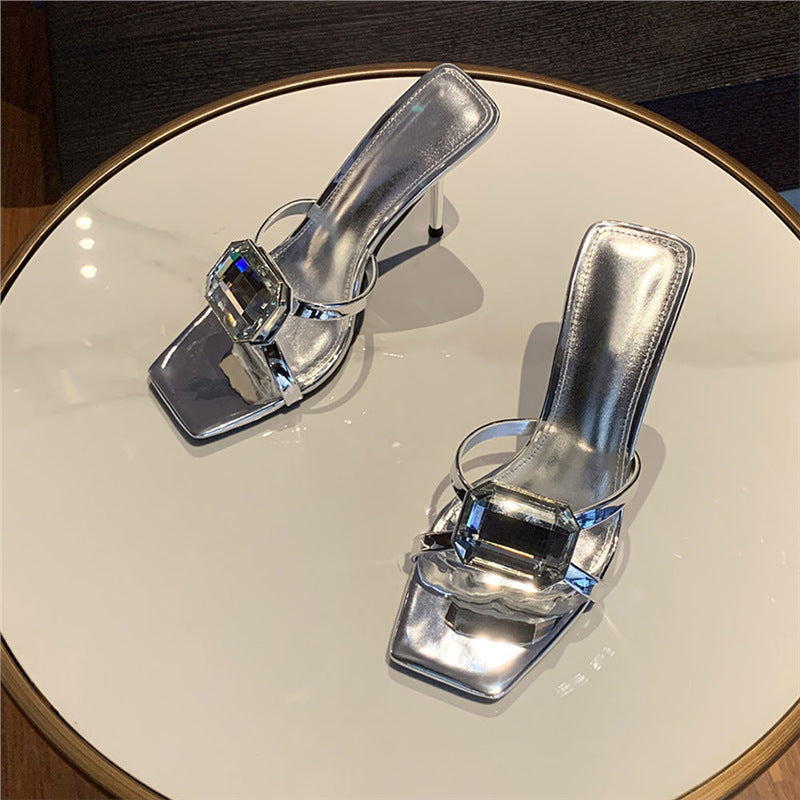 Damen elegante High Heels mit funkelndem Schmuckdetail R&B