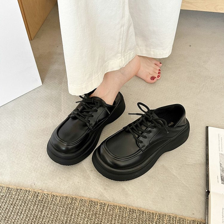 Damen modische Schnürschuhe mit glänzender Lackoberfläche und bequemer Sohle R&B