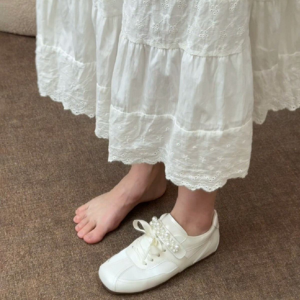 Damen Mode Sneaker mit luxuriösem Perlenakzent R&B