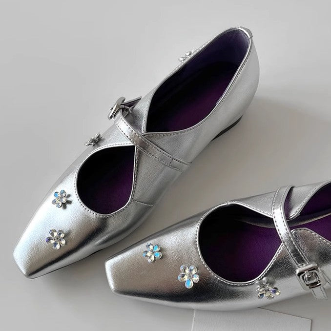 Damen elegante Mary Jane Schuhe mit floralen Details