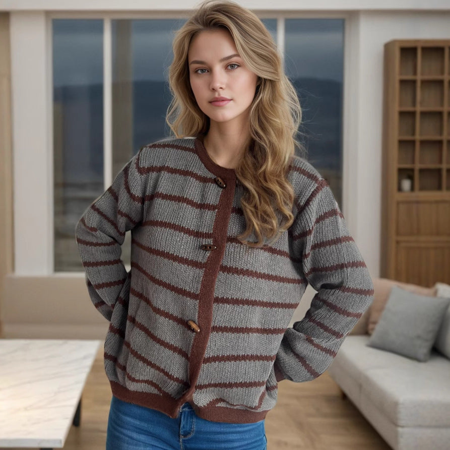 Damen gestreifte Strickjacke mit hochwertigen Holzknöpfen und rundem Ausschnitt R&B