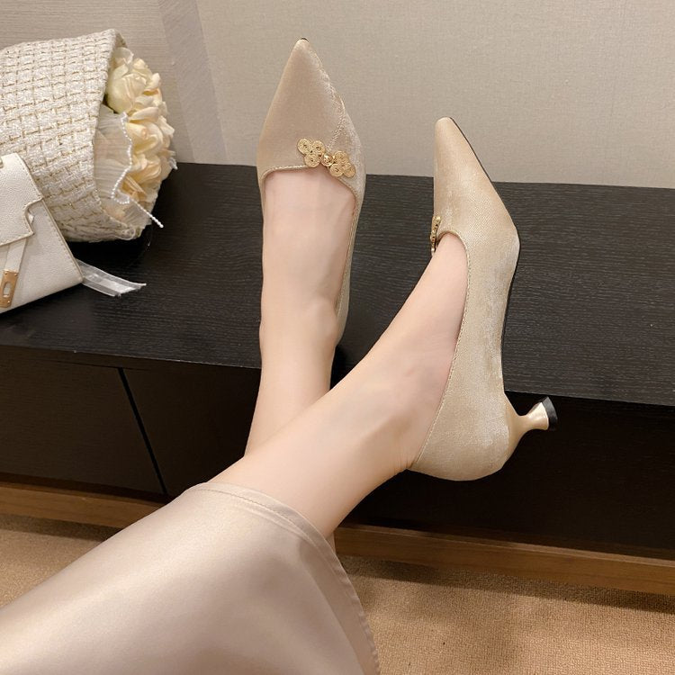 Damen elegante Spitze Pumps mit floralem Schmuckdetail R&B