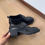 Damen modische Halbschuhe mit verstellbarem Klettverschluss und robustem Blockabsatz