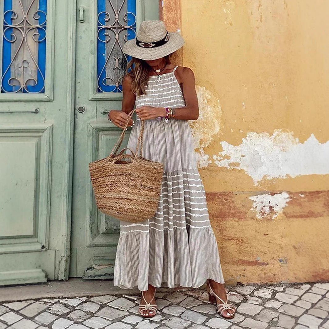 Damen Sommerliches Maxikleid mit gestreiftem Design und komfortablem Rückenausschnitt R&B
