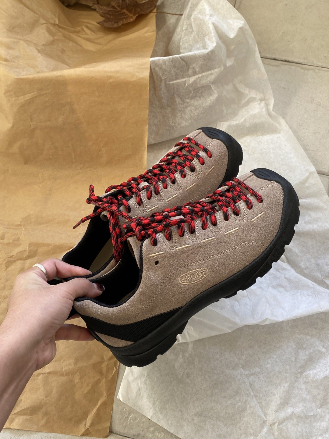 Damen Sportliche Wanderschuhe mit griffiger Sohle und atmungsaktiver Oberfläche R&B