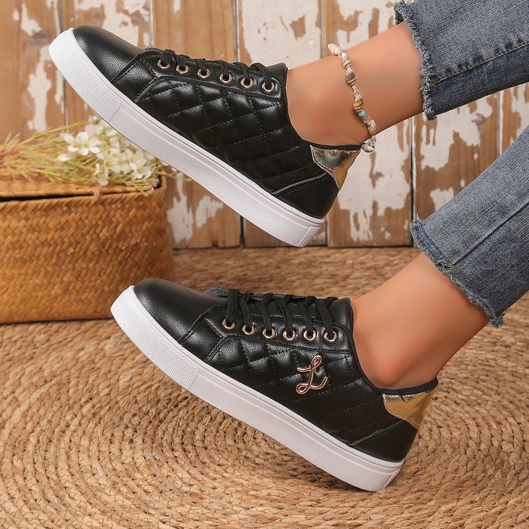 Damen Sneaker mit gesteppter Oberflächenstruktur und stilvollen Akzenten R&B