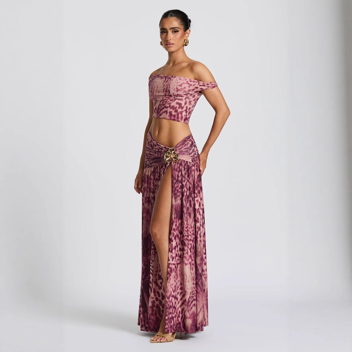 Damen Kleidungsset im stylischen Off-Shoulder-Design mit Raffungen und einzigartigem Muster R&B
