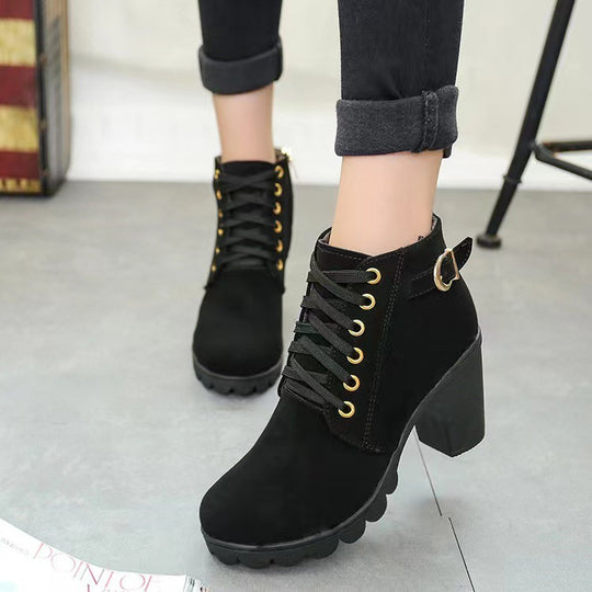 Damen Modische Stiefeletten mit trendigem Schnürung und stabilen Blockabsatz R&B
