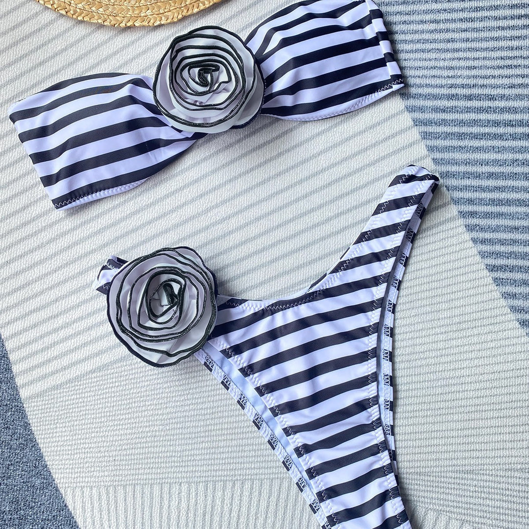 Damen Bandeau-Bikini mit zauberhaftem Blumendekor R&B