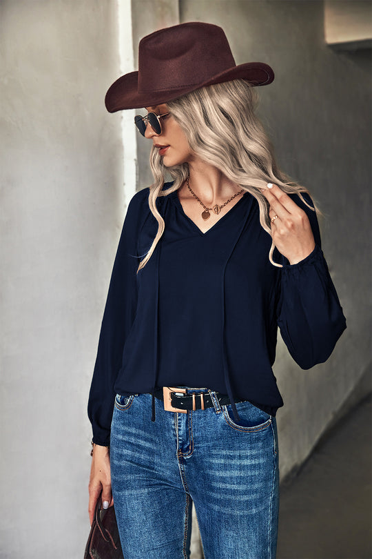 Damen Bluse mit eleganten Raffungen und V-Ausschnitt R&B