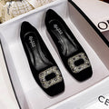 Damen elegante Ballerinas mit funkelndem Schmuck