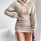 Damen Kapuzenkleid mit gerafftem Saum und bequemem Schnitt R&B