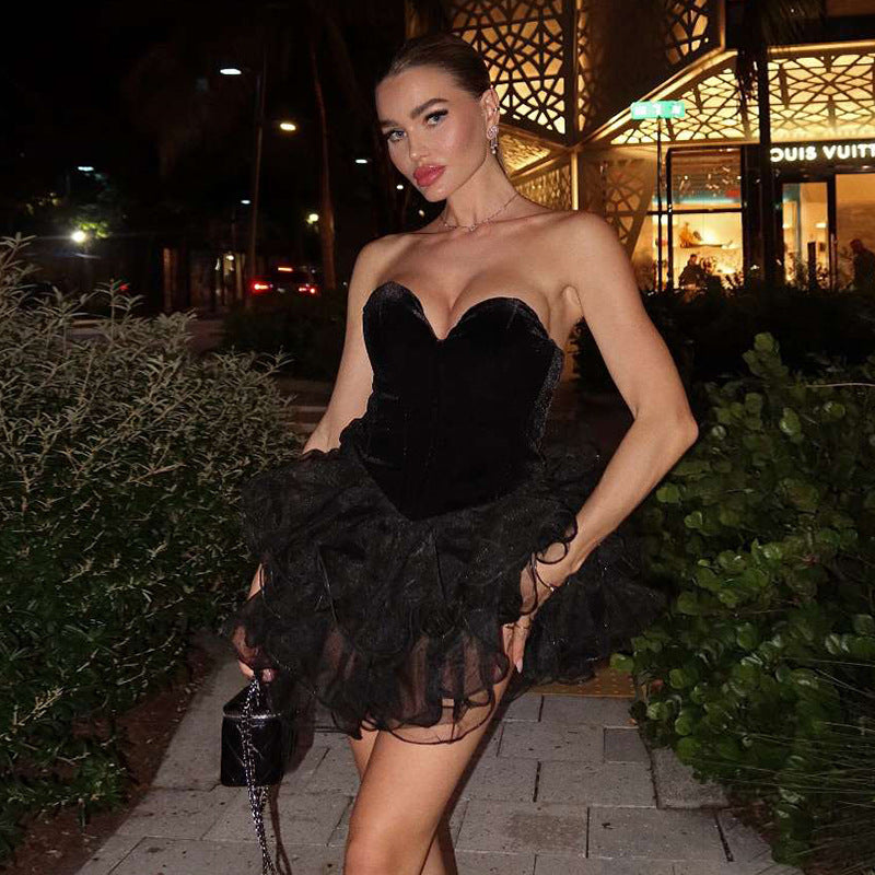 Damen Festliches Cocktailkleid mit Herz-Ausschnitt und voluminösem Rüschensaum R&B