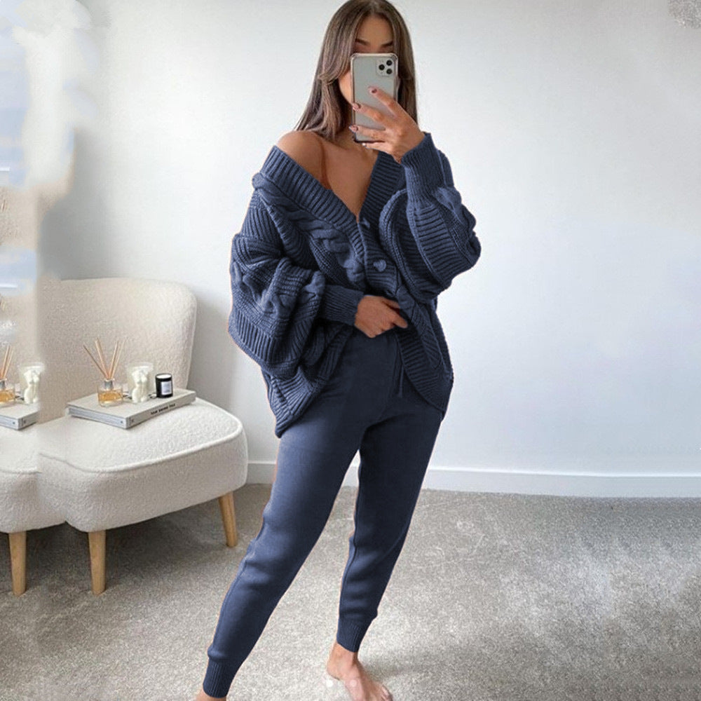 Damen Grobstrickjacke mit V-Ausschnitt und Knöpfen R&B