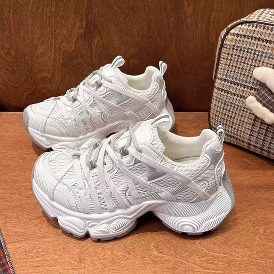 Damen Trendy Sport Sneakers mit innovativem Obermaterial und flexibler Sohle R&B