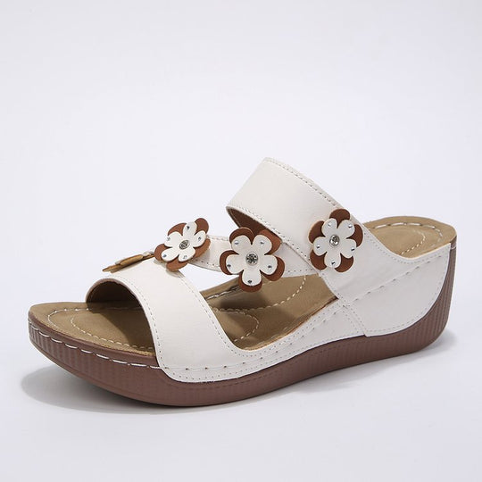 Damen Wedge-Sandalen mit modischem Blumendetail R&B