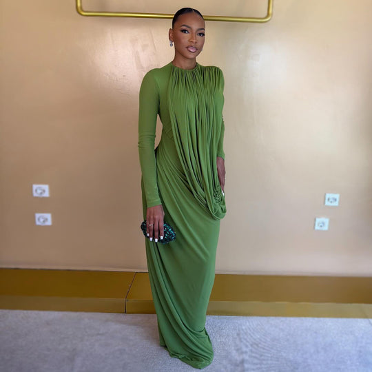 Damen Maxikleid mit innovativem Drapé und figurbetontem Schnitt R&B