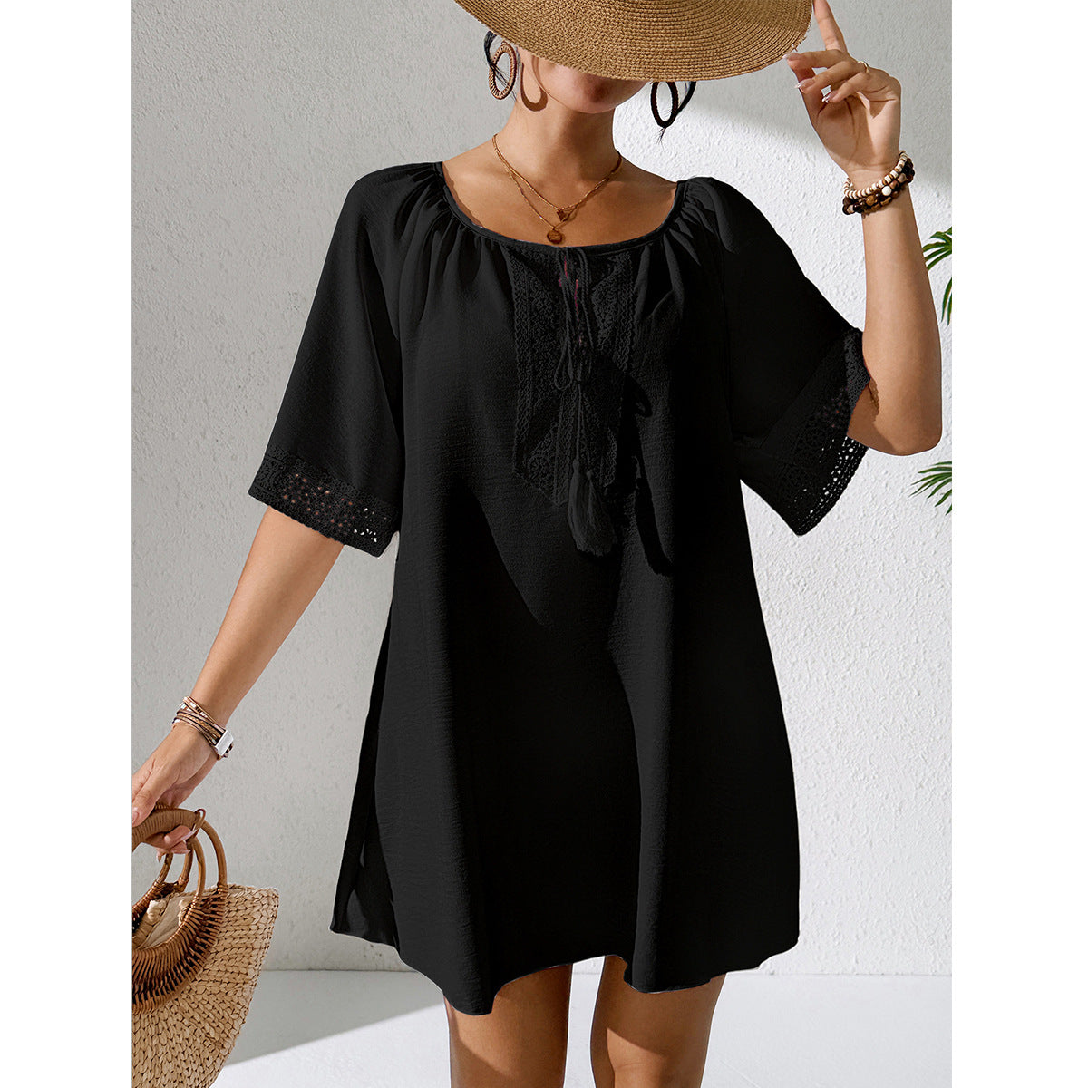Damen Häkelstrandkleid mit elegantem V-Ausschnitt und luftigen Ärmeln R&B