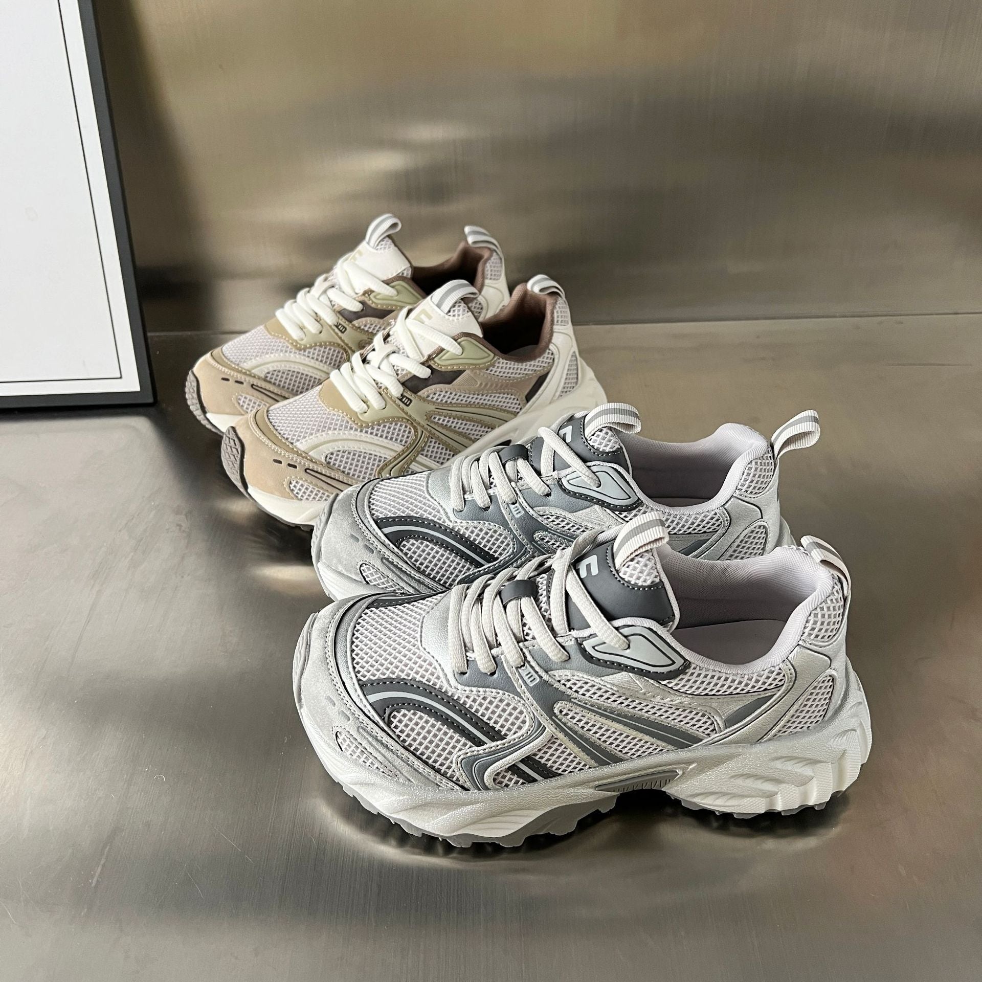 Damen Sportliche Sneakers mit robustem Profil und atmungsaktivem Obermaterial R&B