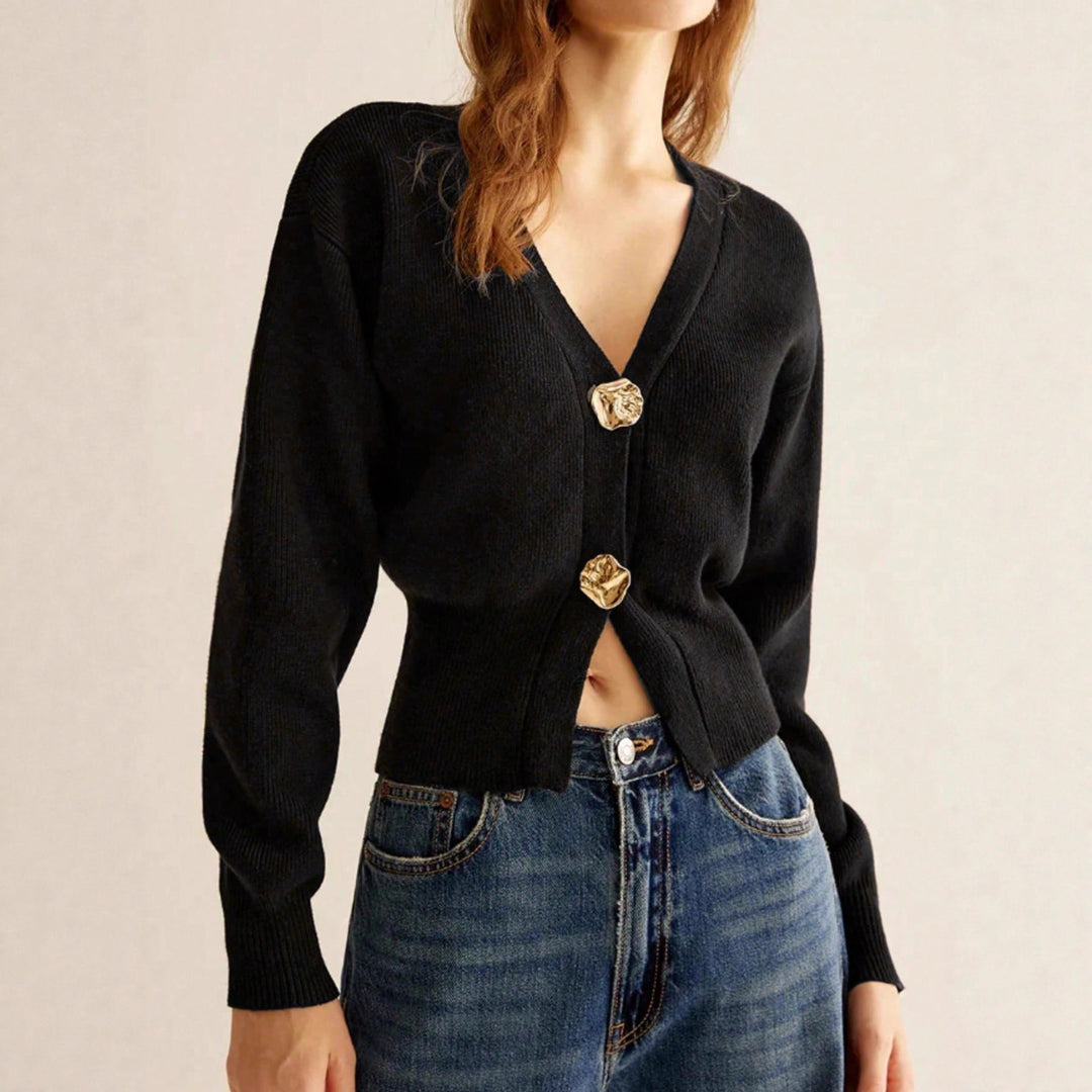 Damen Strickjacke stilvoll mit raffinierten Knöpfen
