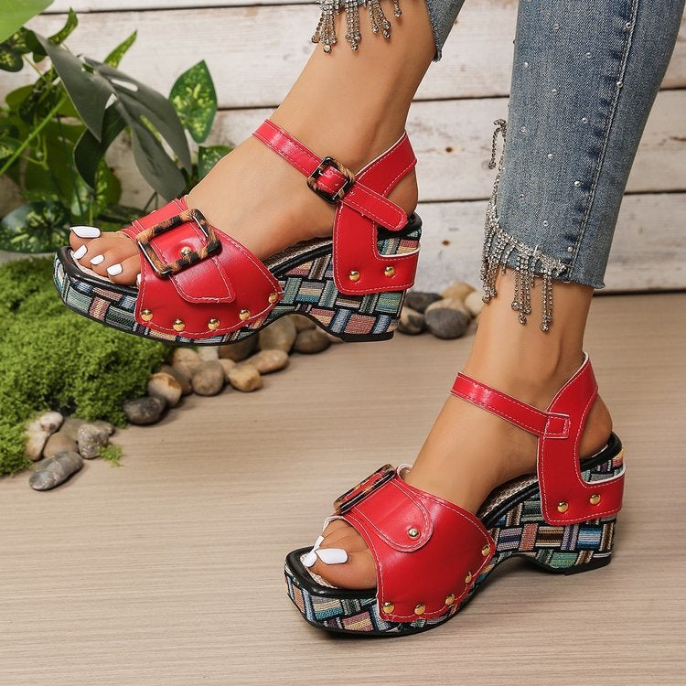 Damen Fashion-Plateau-Sandalen mit modischem Schnallen-Detail R&B
