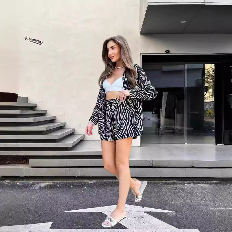 Damen elegante Kurzarmbluse mit Zebra-Print R&B