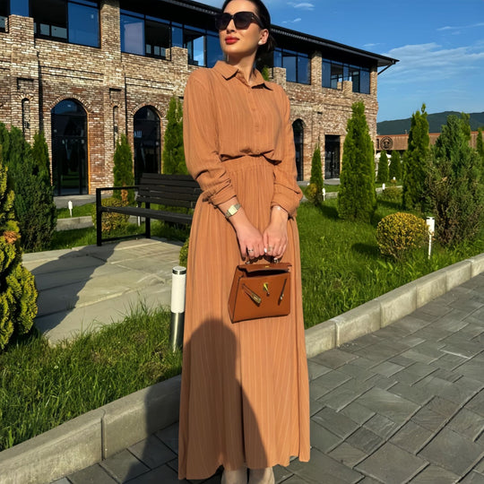 Damen Maxikleid mit tailliertem Schnitt und langem Arm R&B