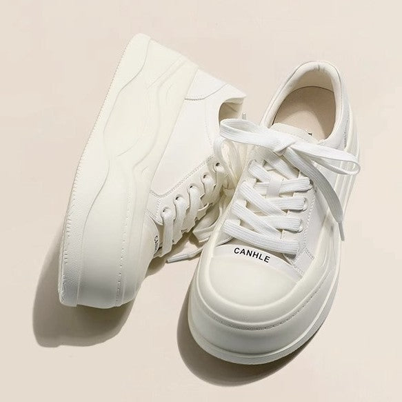 Damen Plateau-Sneaker mit trendigem Design und komfortabler Dämpfung R&B