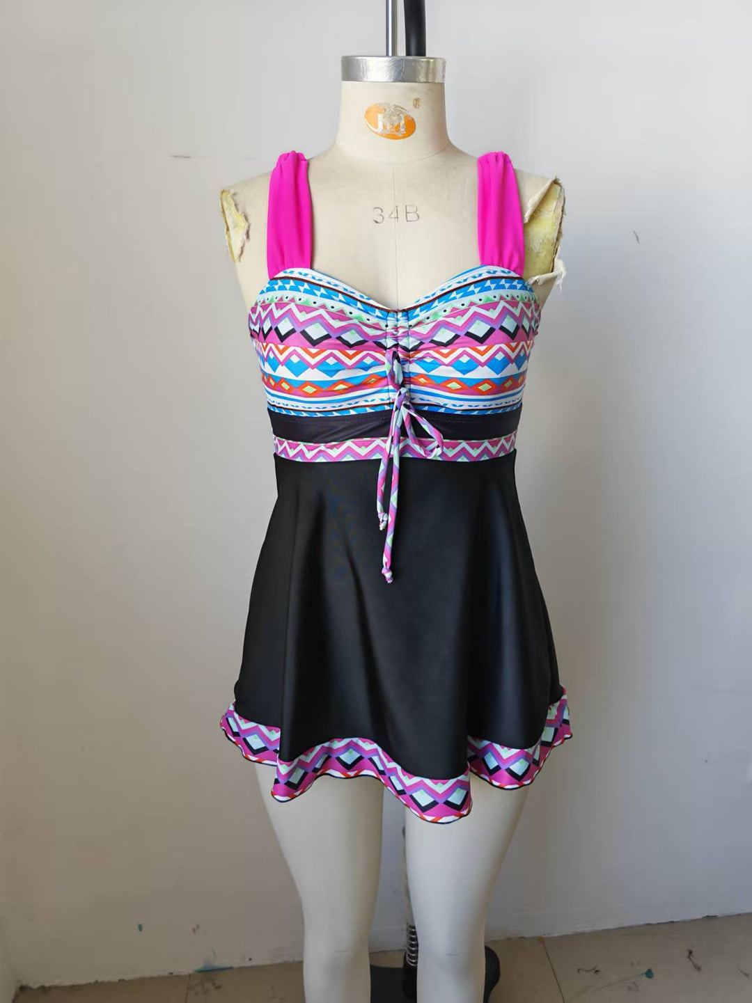 Damen Einteiliger Badeanzug mit raffiniertem Wickel-Design R&B