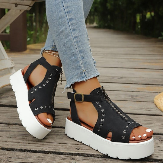 Damen Plattform-Sandalen mit Reißverschluss und dekorativen Ösen R&B