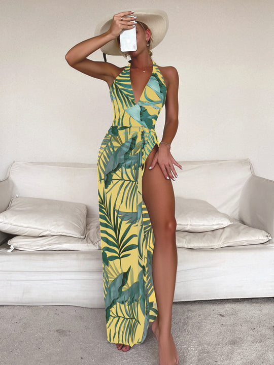 Damen Set aus einem einteiligen Badeanzug mit floralem Design und passendem Sarong R&B