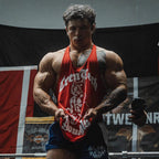 Herren nan figurbetontes Fitness-Tanktop mit Bulldoggen-Grafik und extra tiefen Armausschnitten R&B