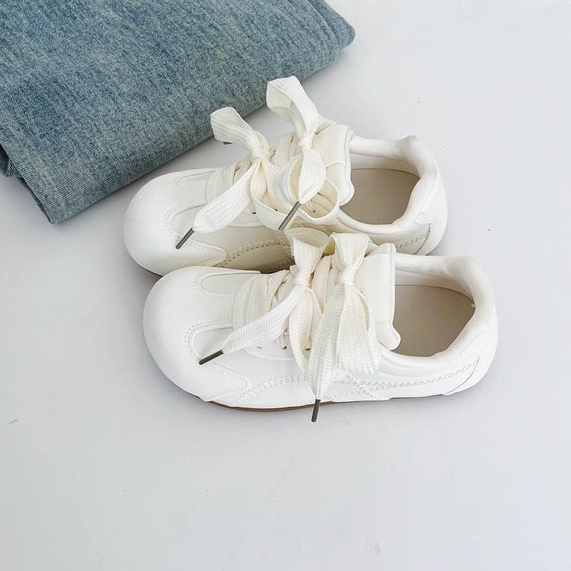 Damen modische Sneakers mit besonders weichem Obermaterial und einstellbarem Klettverschluss R&B