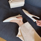 Damen Slingback-Pumps mit spitzem Zehenbereich und komfortablem Blockabsatz