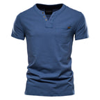 Herren Kurzarm-Shirt mit modernem Henley-Ausschnitt und Brusttasche