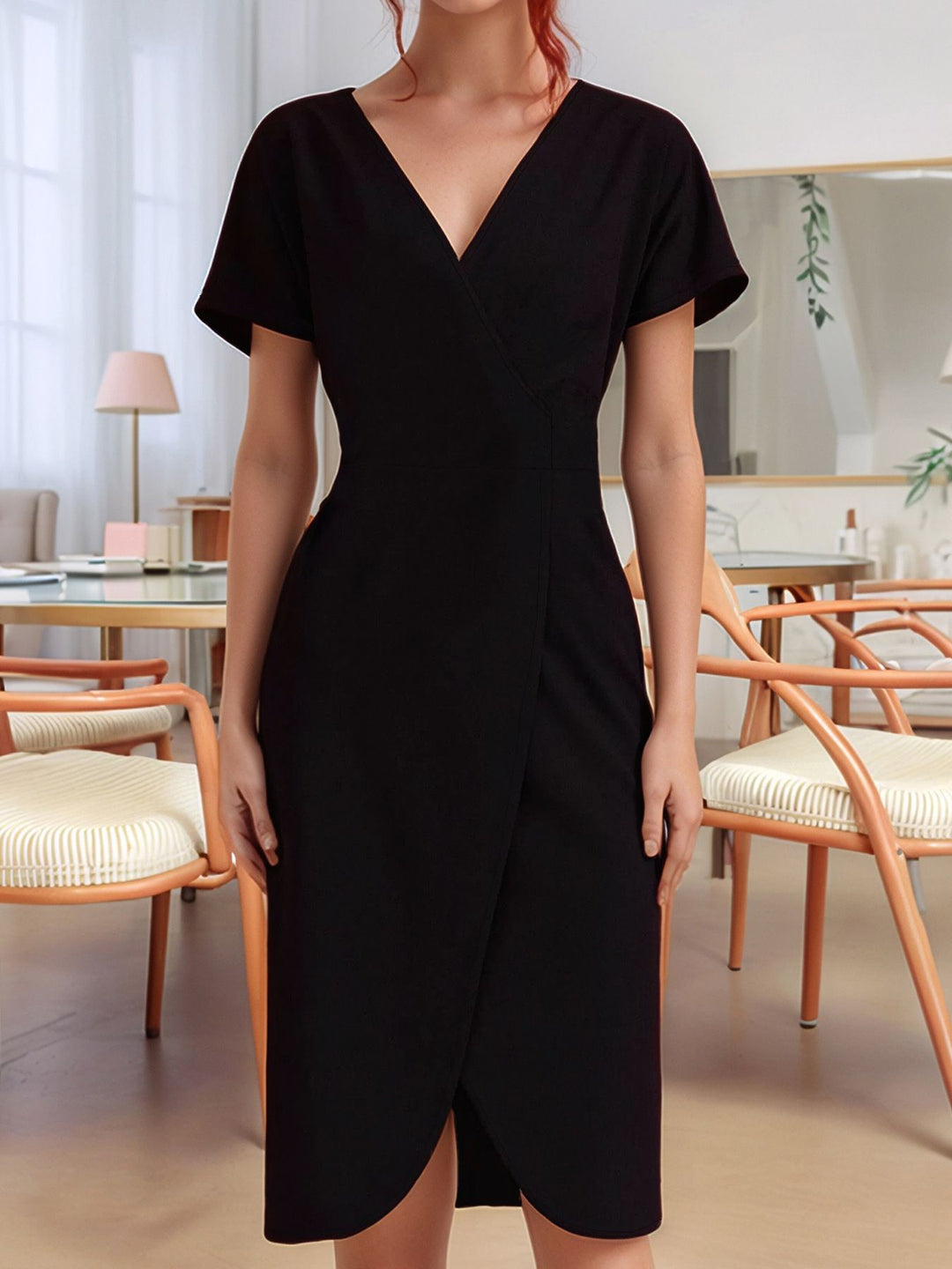 Damen Wickelkleid mit tiefem V-Ausschnitt und figurbetonter Passform R&B