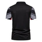 Herren Poloshirt mit modernem grafischen Design und atmungsaktiven Eigenschaften